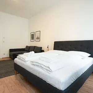 Apartamento Lovely 1-bedroom Next To Praterstern, Viena