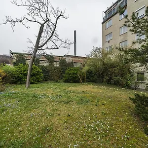 Homely - 10 Minutes To Stephansplatz Apartment