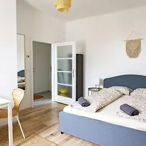 Suedtiroler Platz Vienna