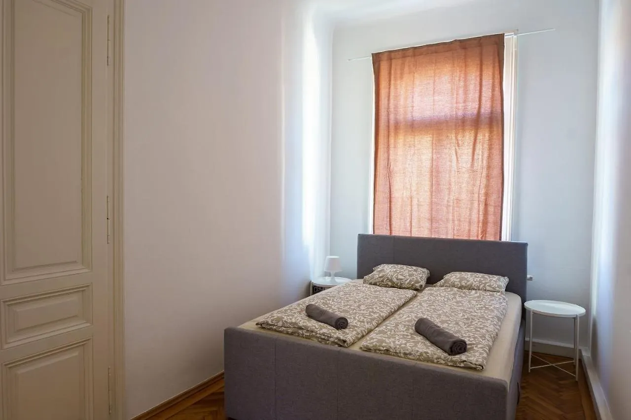 Vienna City Apartments 1060 Vienne 0*,